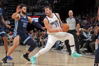 让我们拭目 让我们拭目